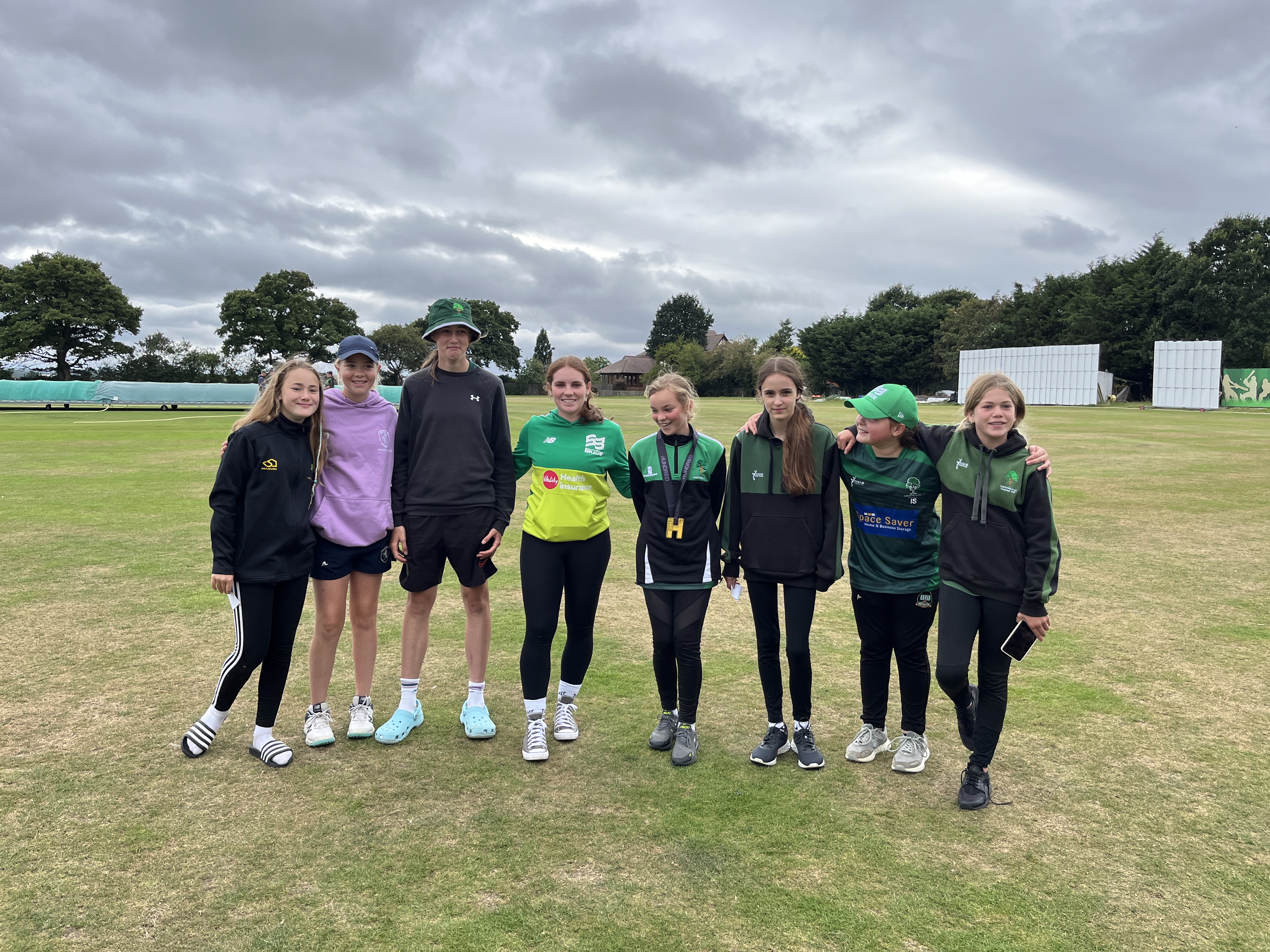 The Hundred winner, Kalea Moore, Southern Brave visits the girls at Chestfield Cricket Club